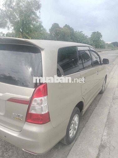 Toyota Innova 2015 Vàng cát 7 chỗ