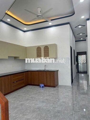 Nhà 1 trệt 1 lầu gần chợ chánh lưu 3PN, 2WC, 1PK