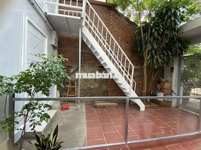 Nhà trọ sinh viên mới 100%, 18m2 ở Giáp Bát (3.8 triệu/tháng)