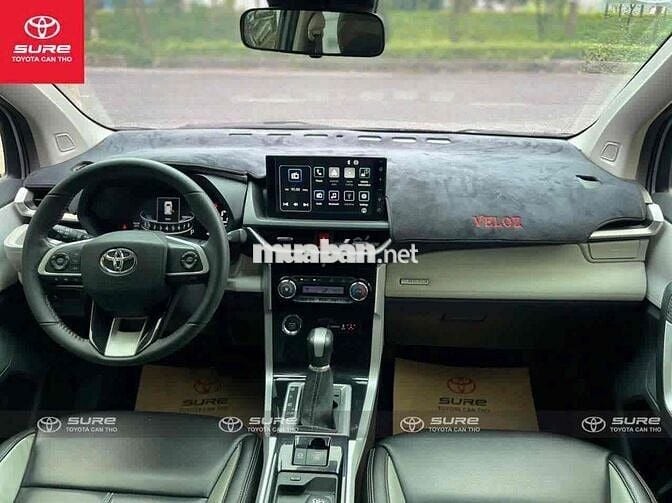 Toyota Veloz Cross Top 2022 MPV Bạc CHÍNH HÃNG