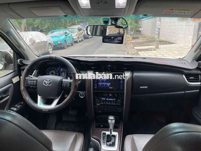 Toyota Fortuner 2019 4x4 AT Xăng Tự động 75.000km