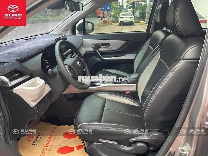 Toyota Veloz Cross Top 2022 MPV Bạc CHÍNH HÃNG
