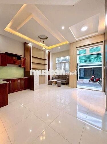 nhà 1 trệt 2 lầu thổ cư hoàn công hẻm 152 đoàn thị điểm thông qua cmt8