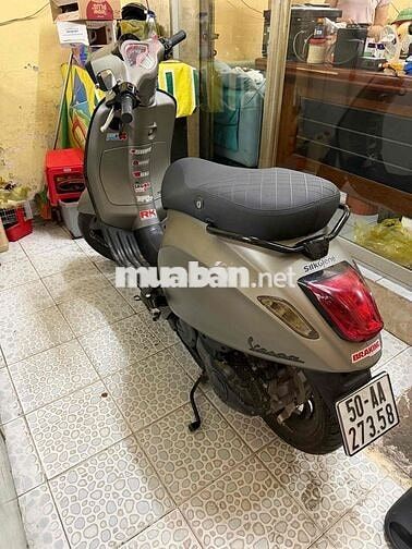 Piaggio Vespa Sprint Xám