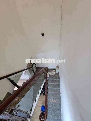 b.nhà tỉnh lộ 10 -60m2-4PN- Hẻm xe tải đỗ cửa