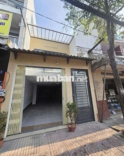 Cho thuê lầu 1 nhà Mặt tiền Hưng Phú, Quận 8 4,3x18m 2 phòng