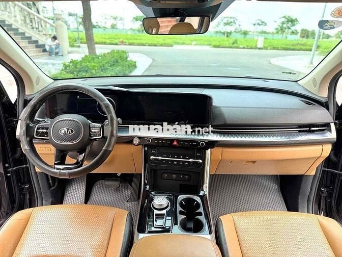 Kia Carnival Signature 2.2D 2021 Nâu 7 chỗ