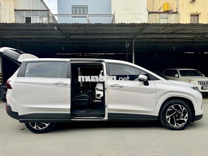 Hyundai Custin 1.5T đặc biệt 2024 Trắng