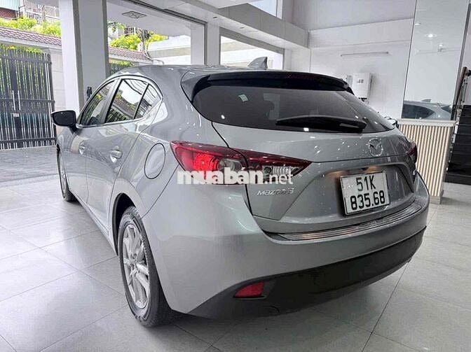 Mazda Mazda3 hatchback 2016 53000 km Xám