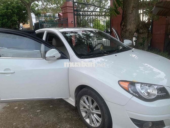 Hyundai Avante 2011 Số tự động Trắng