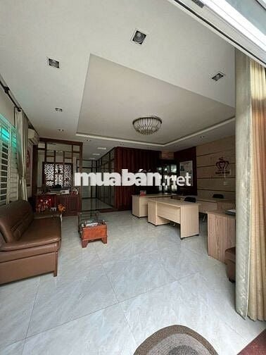 CHO THUÊ NHÀ MẶT TIỀN KHU BIỆT THỰ NGUYỄN HỮU DẬT DT 10X20M 1 LẦU
