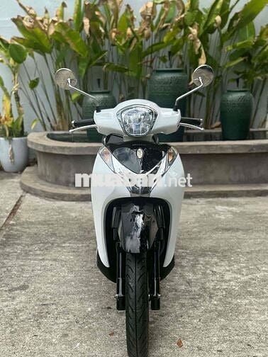 Honda SH Mode 2018 Trắng đen xe quá đẹp