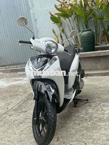 Honda SH Mode 2018 Trắng đen xe quá đẹp
