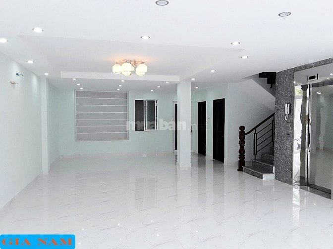 BÁN NHÀ MẶT TIỀN KINH DOANH : 384 - 386 CHỢ LỚN - P. 11 - Q. 6 - TPHCM