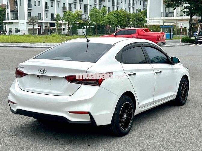 Hyundai Accent 2020 số sàn 1.4 base bao zin ,chêch