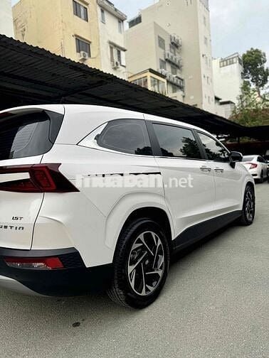 Hyundai Custin 1.5T đặc biệt 2024 Trắng