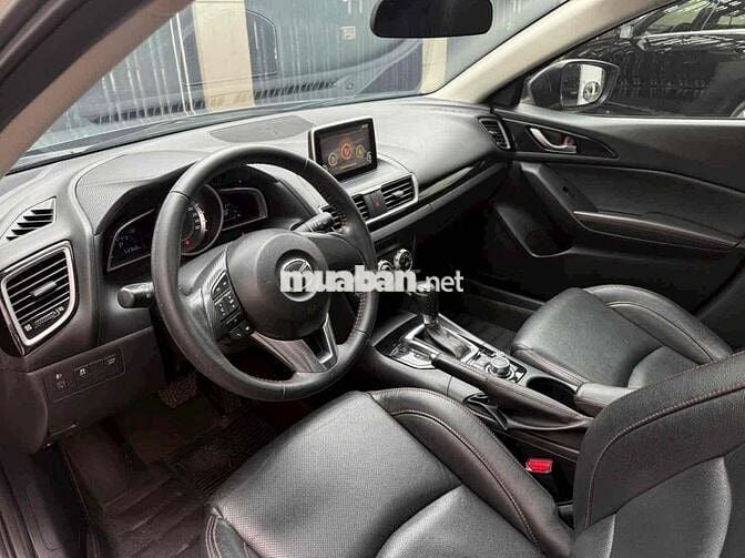 Mazda Mazda3 hatchback 2016 53000 km Xám