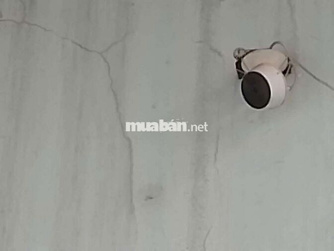 Kiot trống, còn mới, cao 5.5 m, thoáng, rộng 32 m2
