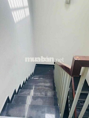 CHO THUÊ NHÀ  -MẶT TIỀN ĐƯỜNG 16M - KHU DÂN CƯ KIỀU ĐÀM -CÁCH LOTE 1KM