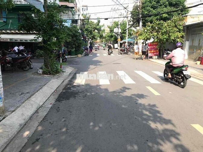 NhÀ MẶT TIỀN PHÚ MỸ HƯNG (NGAY TRUNG TÂM CHỢ TÂN MỸ)