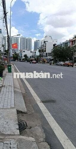 mặt bằng quán ăn mặt tiền đường phú thuận q7 