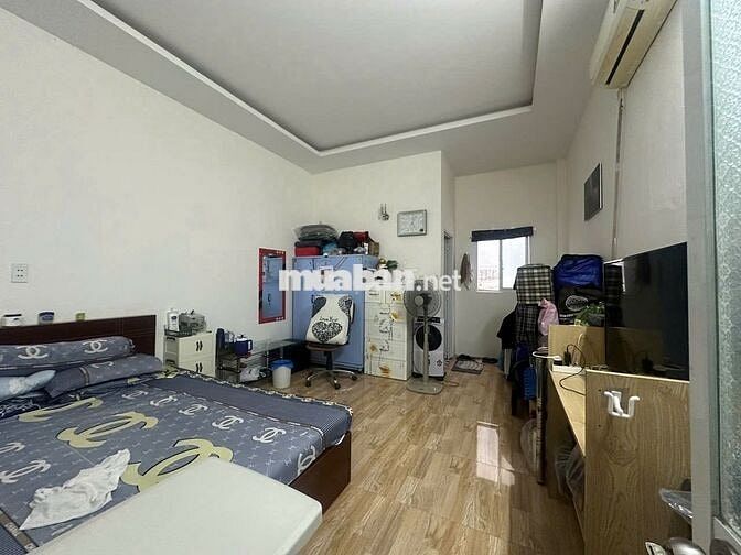 Bán nhà HXT 8m Phú Định - 71,4m² (4m x 17,89m) cách MT Phú Định 40m.