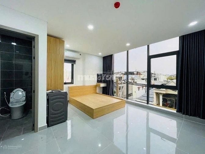 CHƯA TỚI 190 TRIỆU/M CÓ NHÀ MẶT TIỀN CỘNG HÒA,80 TRIỆU THÁNG,4 TẦNG