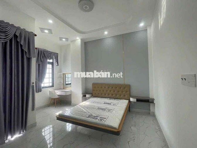CHO THUÊ NHÀ HẺM NGUYỄN THỊ MINH KHAI FULL NỘI THẤT ĐẦY ĐỦ