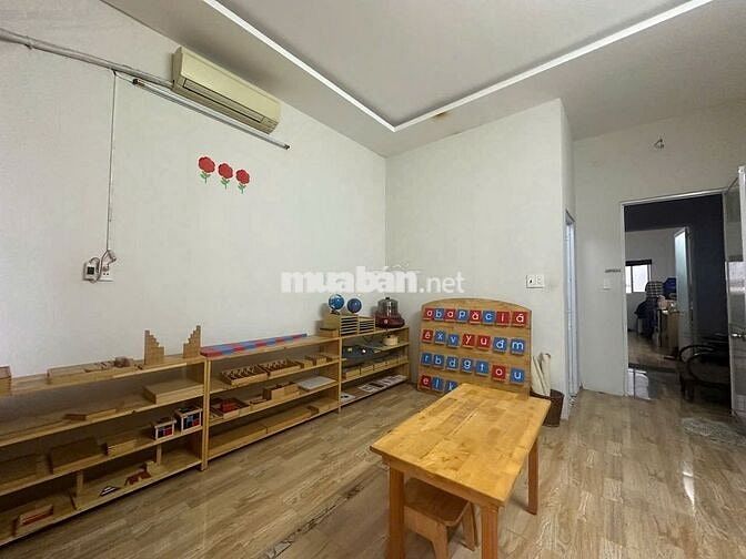 Bán nhà HXT 8m Phú Định - 71,4m² (4m x 17,89m) cách MT Phú Định 40m.
