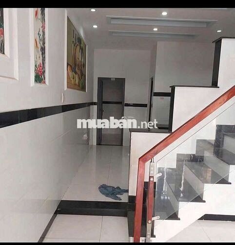 💥💥 nhà đẹp giá rẻ 4,5t phải rất rất nhanh mới còn  A chị ơi 