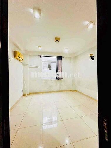 CHO THUÊ NHÀ MT KINH DOANH 5 TẦNG -CÁCH LOTE 500M -P TÂN QUY ,Q7