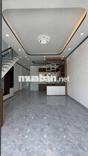 Bán nhà 1 trệt 1 lầu có sẵn hợp đồng thuê 2 năm ngay KCN Vsip2