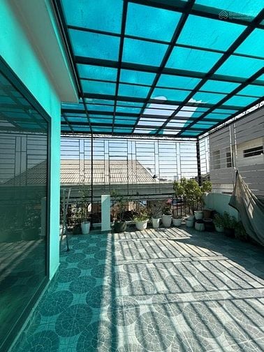 Hạ chào 2 tỷ nhà 6 tầng thang máy mới,ô tô vào nhà phố Đội Nhân dt 55m