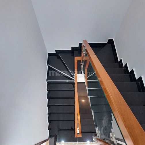 Bán nhà mới 4x13m hẻm xe hơi đường Phú Định, Quận 8 - Móng riêng cột r