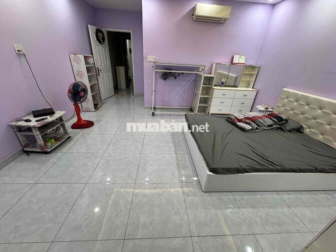 • 30 đường số 1 khu dân cư Nam Long, Quận 7 - ban công