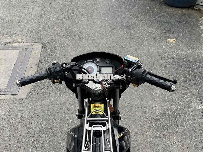 Suzuki Raider 150 Đen vàng, giấy tờ đầy đủ