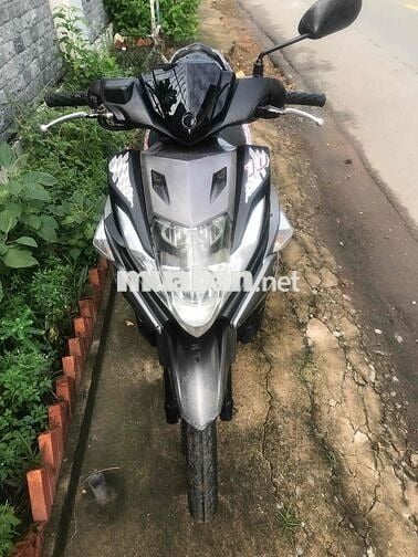 Yamaha Nouvo 5 Fi 125 phân khối