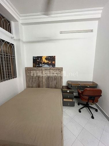 PHÒNG 30M2 - BANCOL LỚN - LẦU 1 - FULL NỘI THẤT- NGAY BÀ HẠT- 6,5TR/TH