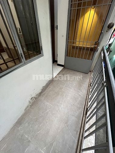 PHÒNG 30M2 - BANCOL LỚN - LẦU 1 - FULL NỘI THẤT- NGAY BÀ HẠT- 6,5TR/TH