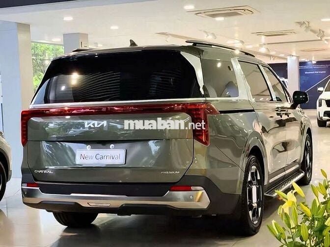 New Kia Carnival 2.2D Premium 7S 2026 Xanh rêu