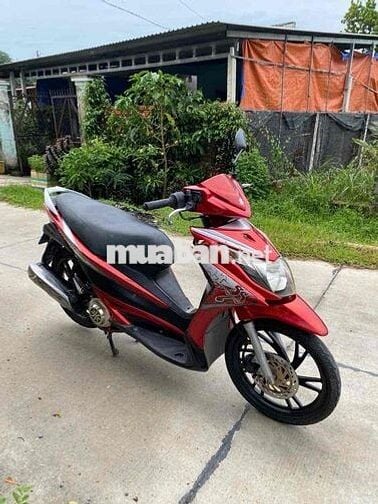Suzuki Hazzate Gi Xe tay ga Đỏ