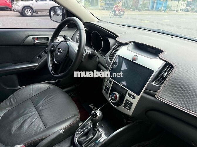 Kia Forte 2013 1.6AT full Số tự động Đen