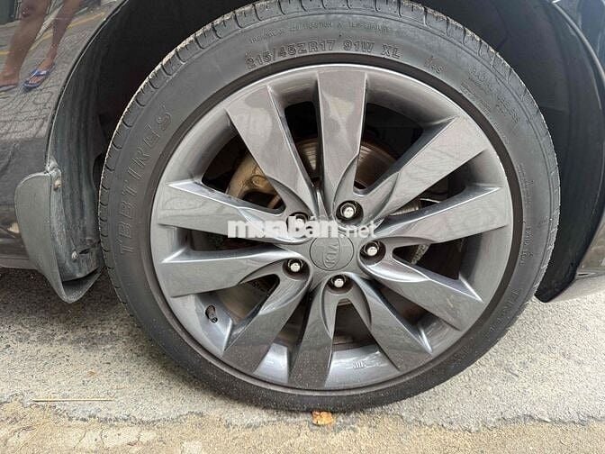 Kia Forte 2013 1.6AT full Số tự động Đen