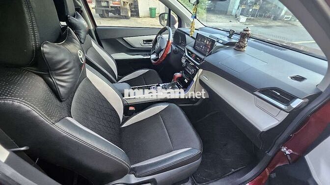 Toyota Veloz Cross, TOP, 2024 Đỏ 7 chỗ 17839 km