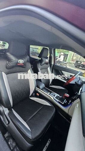 Toyota Veloz Cross, TOP, 2024 Đỏ 7 chỗ 17839 km