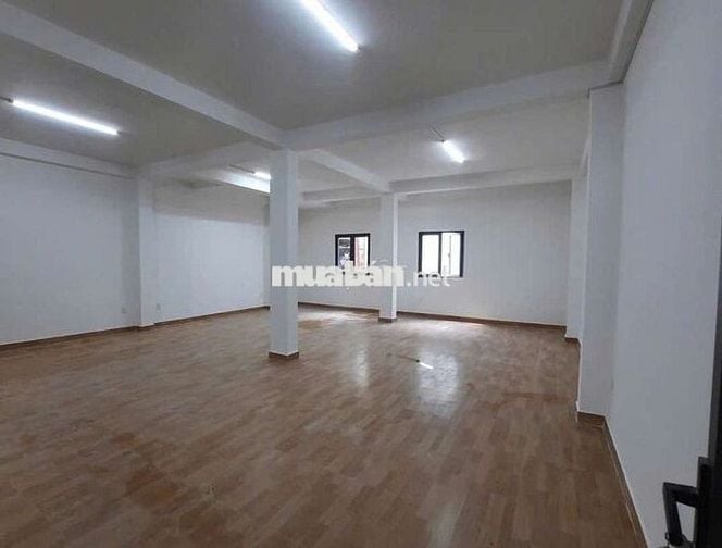CHO THUÊ NHÀ 8X26(TRỆT+2LẦU+ST( SÀN TRỐNG SUỐT TÂY THẠNH TÂN PHÚ 