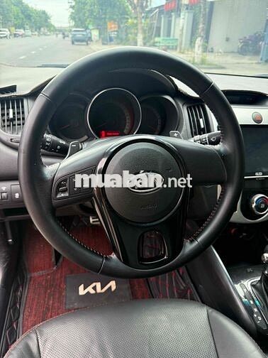 Kia Forte 2013 1.6AT full Số tự động Đen