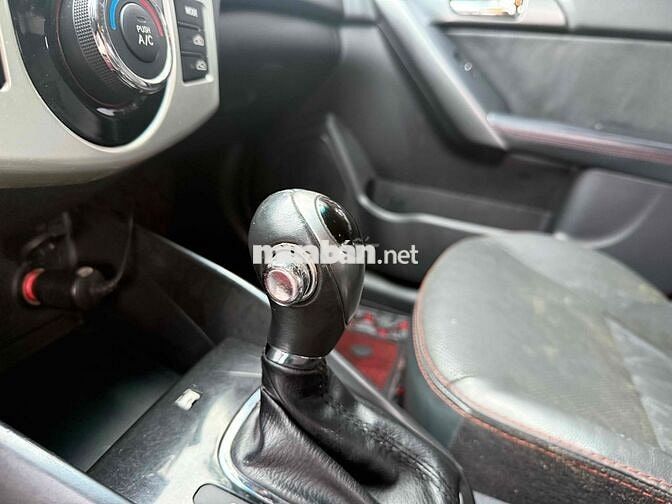 Kia Forte 2013 1.6AT full Số tự động Đen