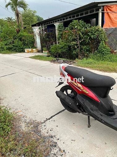 Xe tay ga Yamaha Mio đỏ