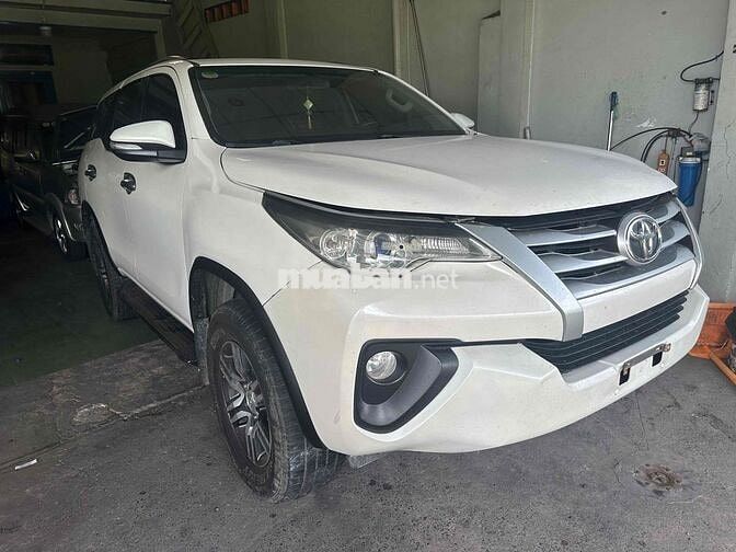 Toyota Fortuner 2017 Dầu Số sàn Trắng